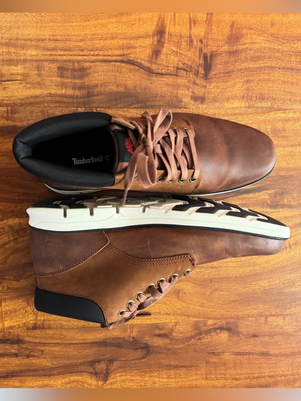 Timberland Brown Leather Bradstreet Chukka Boots - men’s size 10
